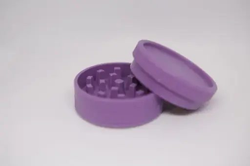 Grinder Coloré en plastique de Chanvre